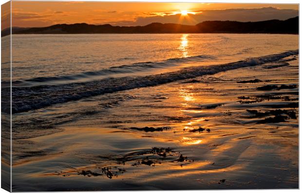 Sunrise at Druridge Bay, Northumberland Canvas Print by Alan Barnes