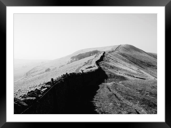 Drystone wall on Rushup Edge, Derbyshire, UK. Framed Mounted Print by Liam Grant