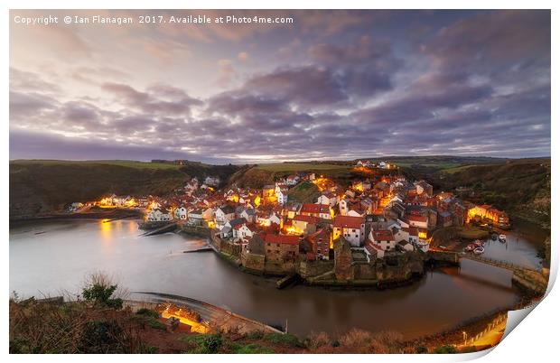 Staithes, North Yorkshire Print by Ian Flanagan