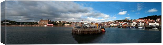 Scarborough Harbour Panorama Canvas Print by Rob Hawkins