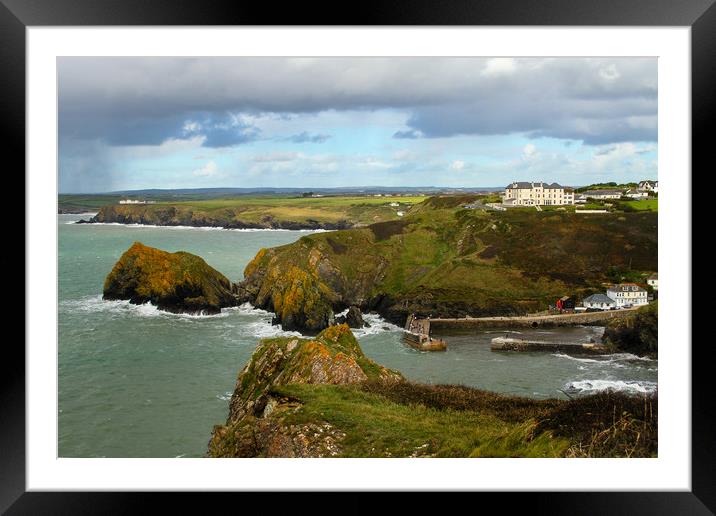  Mullion Cove from the clifftop Framed Mounted Print by Oxon Images