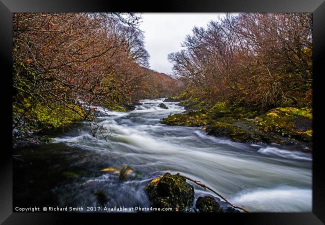 Highland river in spate. Framed Print by Richard Smith