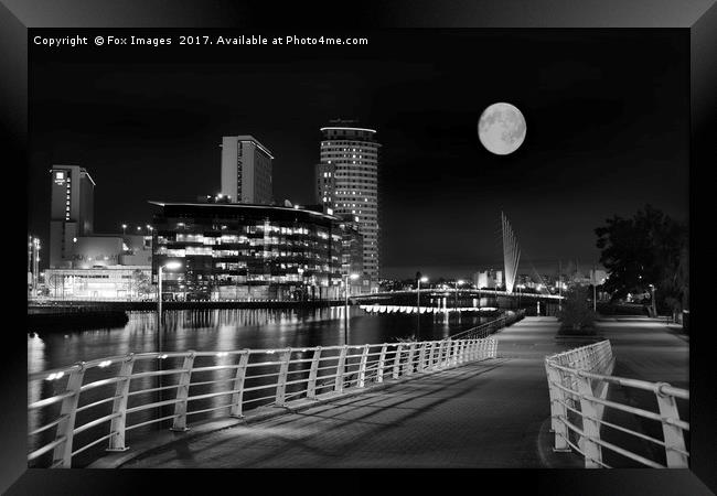  Manchester moon Framed Print by Derrick Fox Lomax