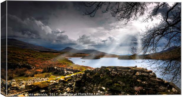Sunlight Symphony at Llyn Dywarchen Canvas Print by Mike Shields