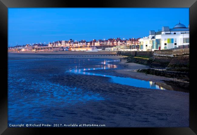 Bridlington South Bay at Dawn Framed Print by Richard Pinder