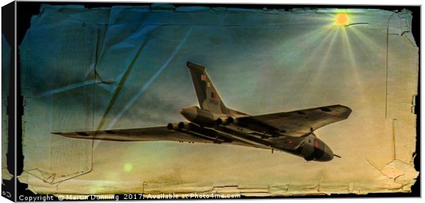 Vulcan Bomber XH558 Canvas Print by Martin Dunning