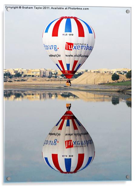 Reflective Balloon Acrylic by Graham Taylor