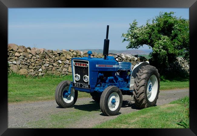 Ford 3000 tractor Framed Print by Alan Barnes