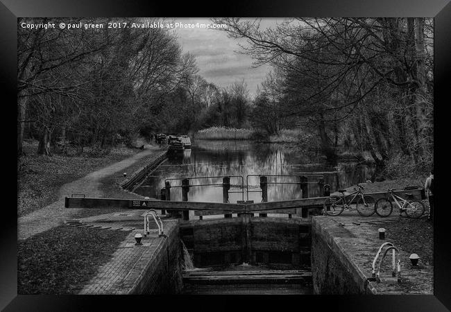Grand union canal Framed Print by paul green