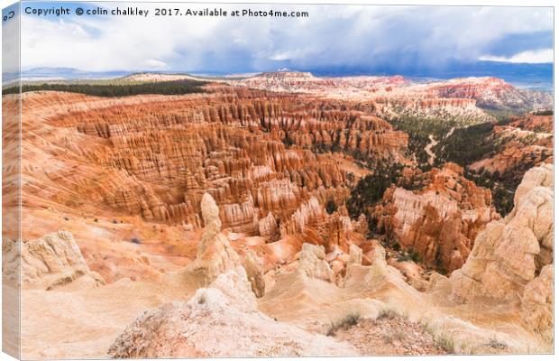  Bryce Canyon Hoodoos Canvas Print by colin chalkley