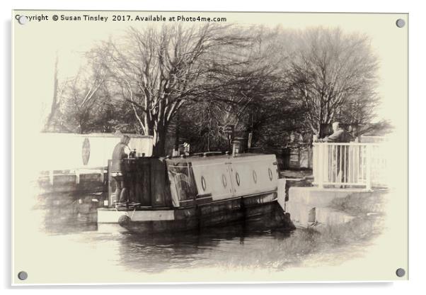 Narrowboat passing through  Acrylic by Susan Tinsley