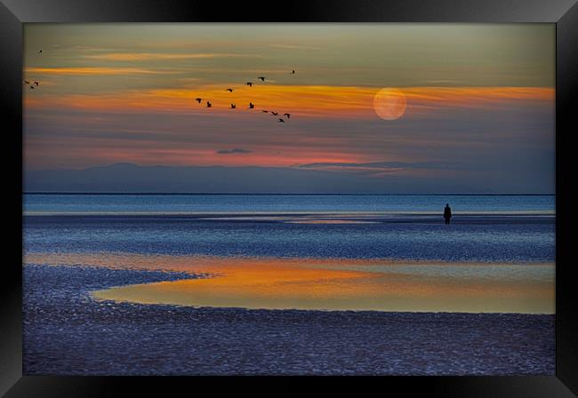 another place at sunset Framed Print by sue davies