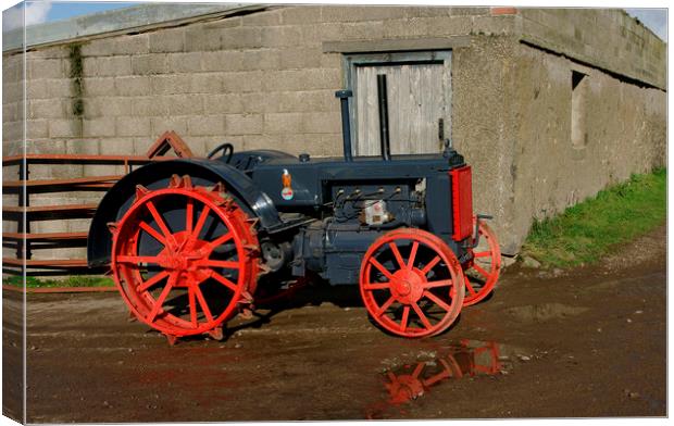Case vintage tractor Canvas Print by Alan Barnes