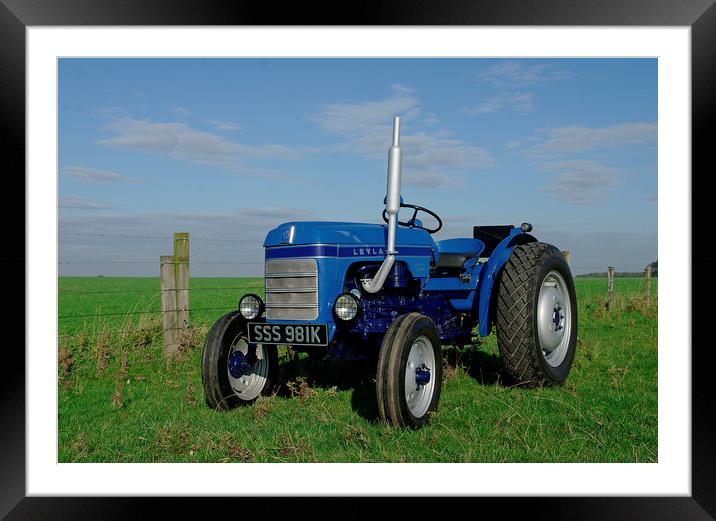 Leyland 154 vintage tractor Framed Mounted Print by Alan Barnes
