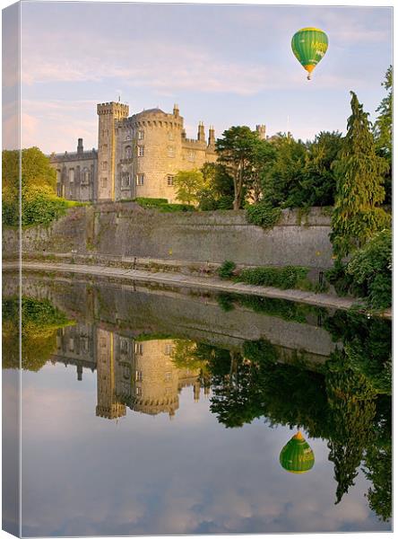 Kilkenny Castle,Ireland Canvas Print by Martin Doheny