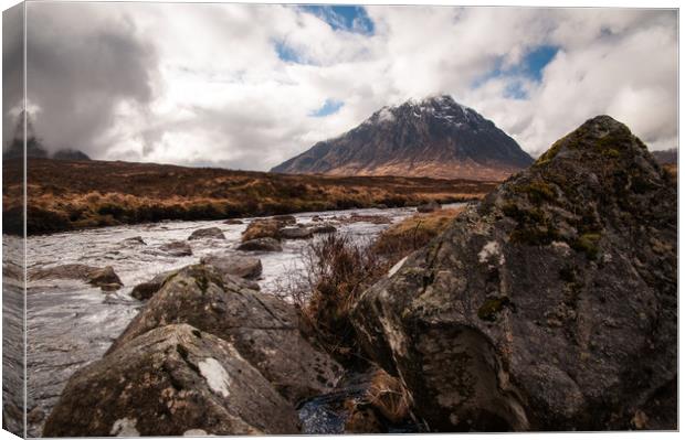 Buachaille Etive Mor Canvas Print by Willie Cowie