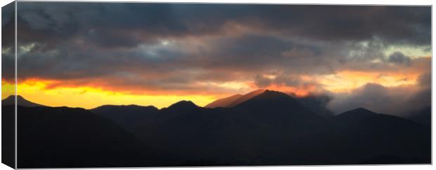 Sunset lake district  Canvas Print by chris smith
