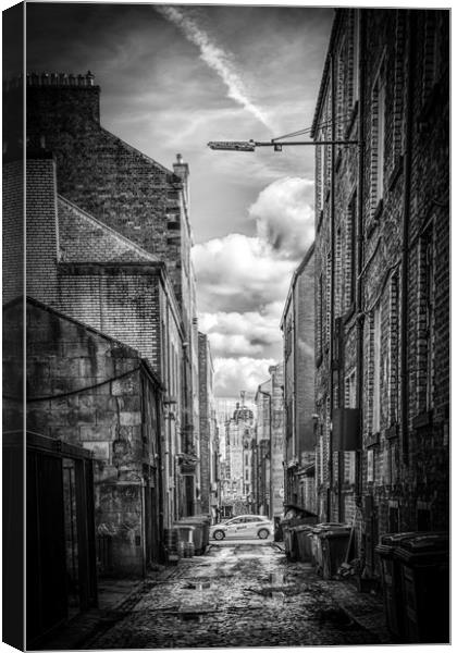 Glasgow Alley (mono) Canvas Print by Gareth Burge Photography