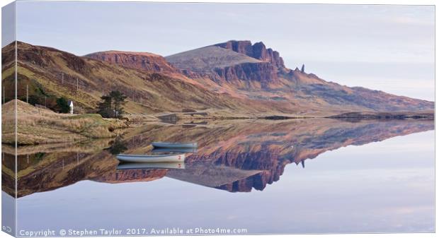 First Light at Old Man of Storr Canvas Print by Stephen Taylor