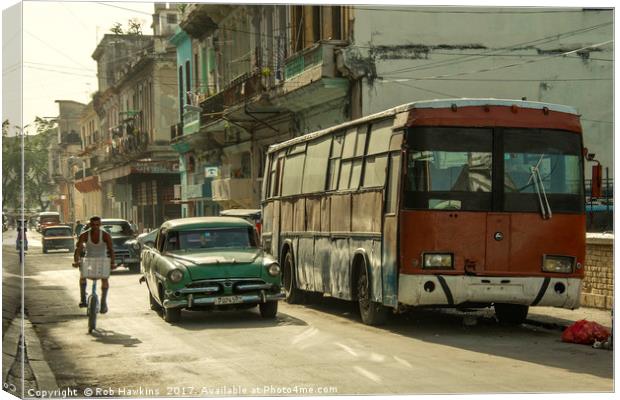 Havana Bus  Canvas Print by Rob Hawkins