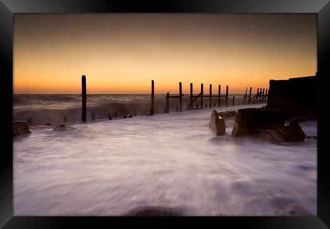 Ghost tide Framed Print by Simon Wrigglesworth