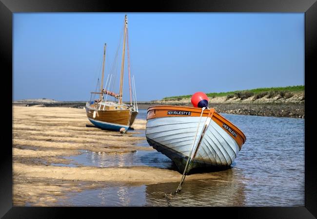 Her Majesty II at Burnham Overy Staithe  Framed Print by Gary Pearson