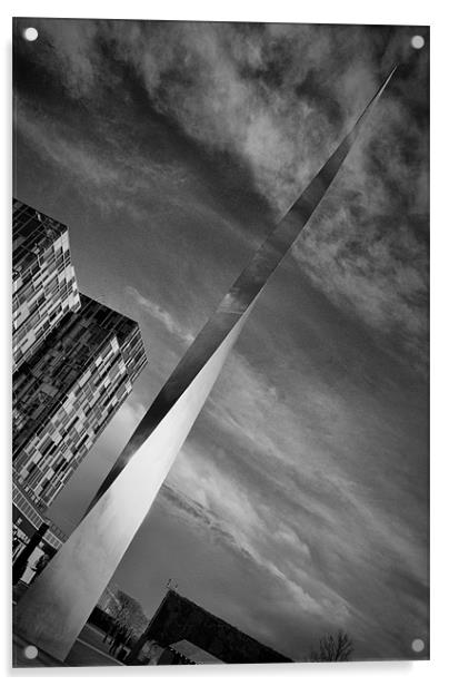O2 Obelisk Acrylic by Karen Martin