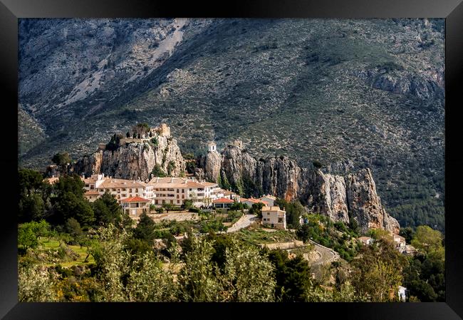 El Castell de Guadalest Framed Print by Sam Smith