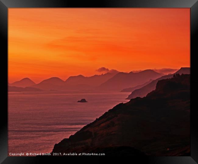 Red sunrise Framed Print by Richard Smith