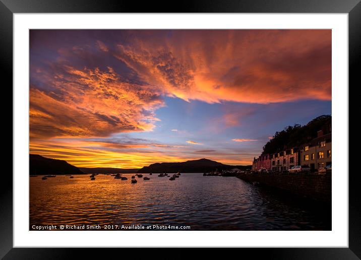 Portree harbour sunrise Framed Mounted Print by Richard Smith