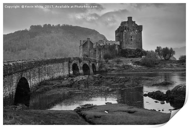 Eilean Donan Castle at dusk Print by Kevin White