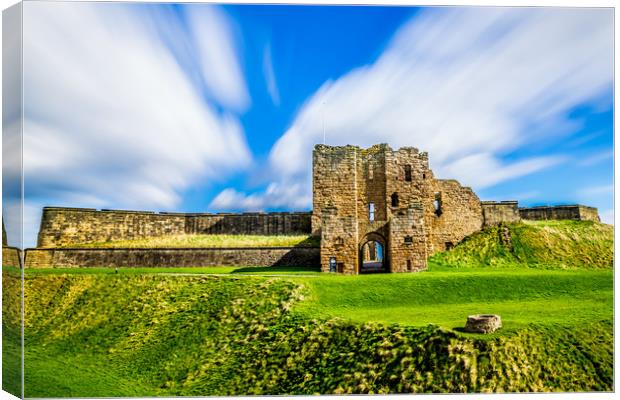 Tynemouth Castle Majestic Ruins Canvas Print by Naylor's Photography