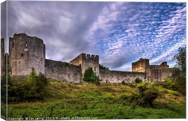 Chepstow Castle Walls Canvas Print by Ian Lewis