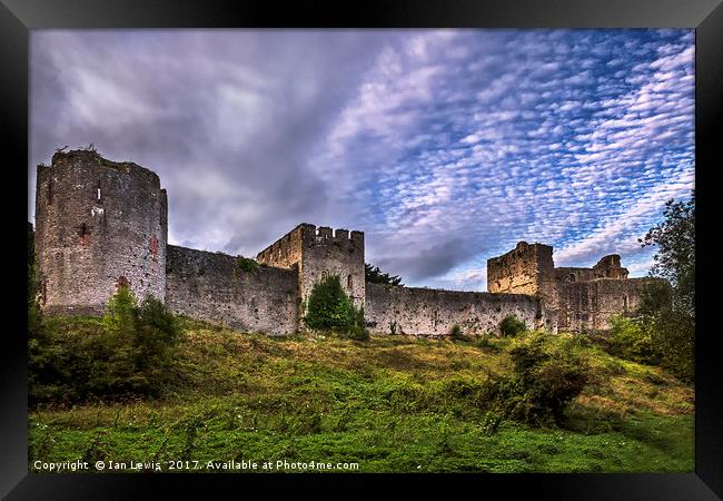 Chepstow Castle Walls Framed Print by Ian Lewis