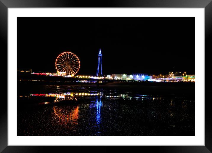 Blackpool at night      Framed Mounted Print by chris smith