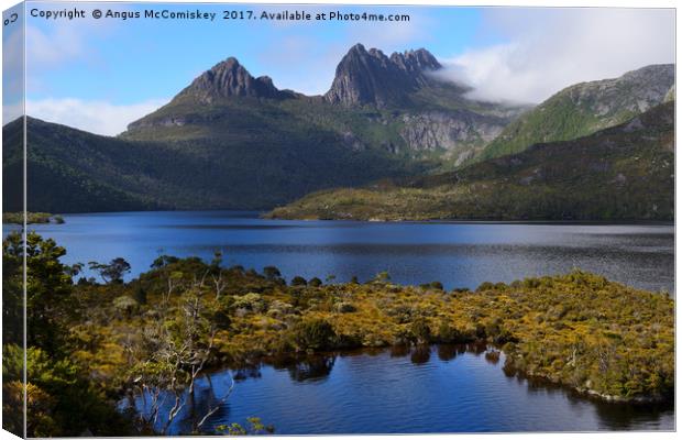 View across Dove Lake to Cradle Mountain Canvas Print by Angus McComiskey