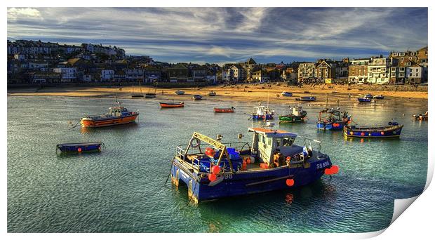 St Ives Beach n boats Print by Rob Hawkins