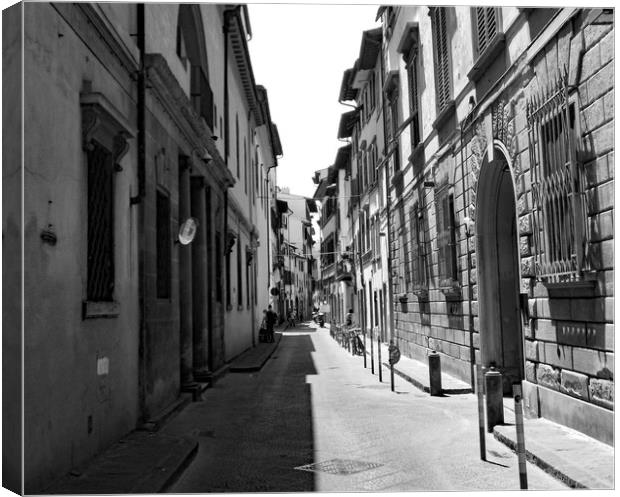 A florentine street in black and white Canvas Print by paul ratcliffe