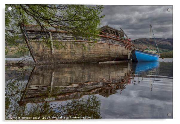 Run Aground, Loch Ness Acrylic by tony smith