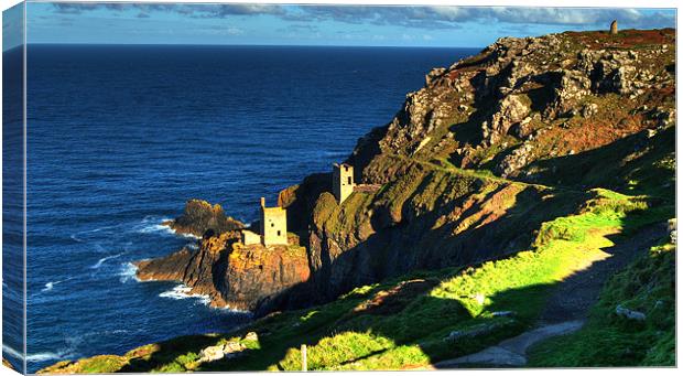 Crown Tin mines of Botallack Canvas Print by Rob Hawkins