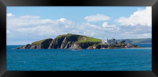 burgh island and art deco hotel Framed Print by kevin murch