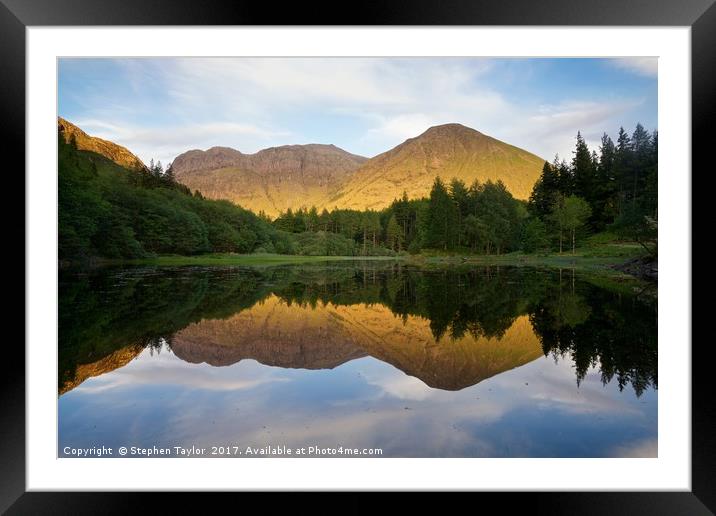 A rim of Light Framed Mounted Print by Stephen Taylor