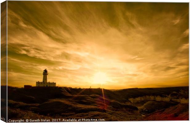 Sunset at Flamborough Head Canvas Print by Gareth Nolan