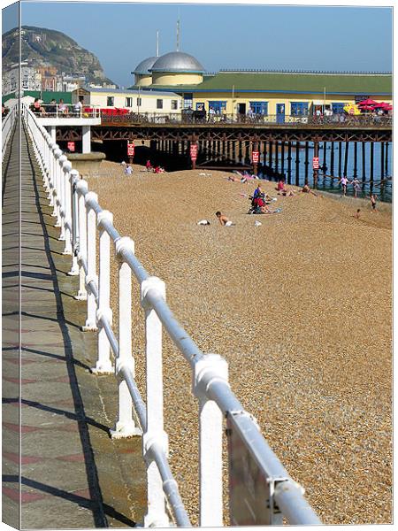 HASTINGS,SUSSEX Canvas Print by Ray Bacon LRPS CPAGB
