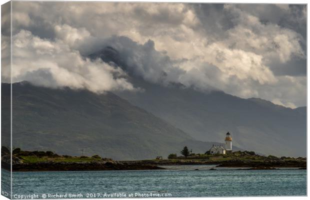 Clouds moving over Beinn Mhialairigh and Beinn Sgr Canvas Print by Richard Smith