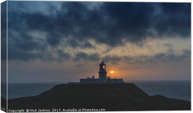 Sunset at Strumble Head Lighthouse Pembrokeshire Canvas Print by Nick Jenkins