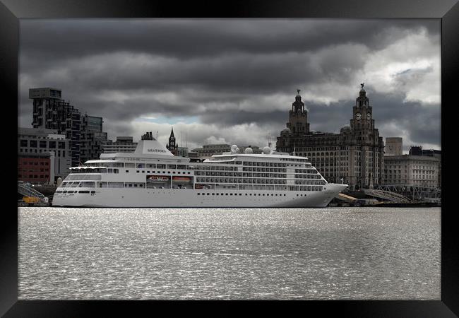 Silver Whisper`s Liverpool visit Framed Print by Rob Lester