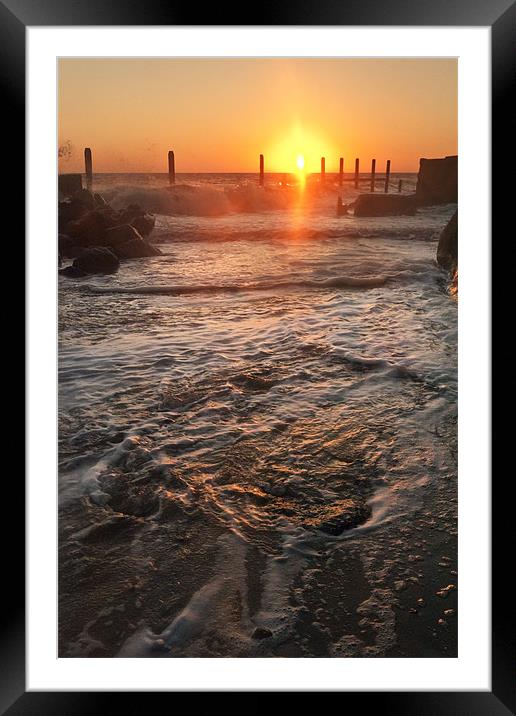 Dawn at Happisburgh Framed Mounted Print by Stephen Mole