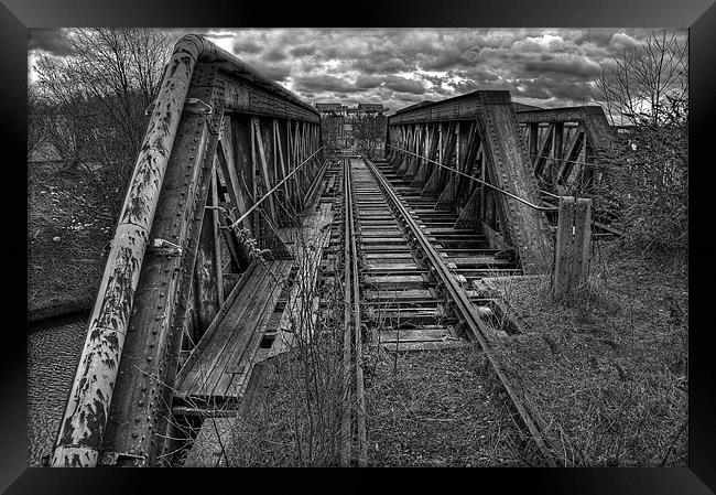 Bridge over Bridgewater Noir Framed Print by Colin irwin