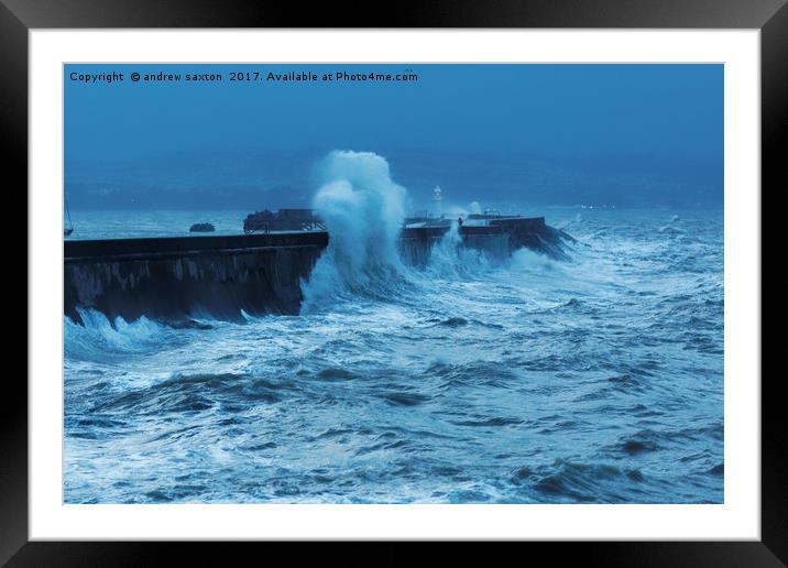 SPLASHING UP. Framed Mounted Print by andrew saxton
